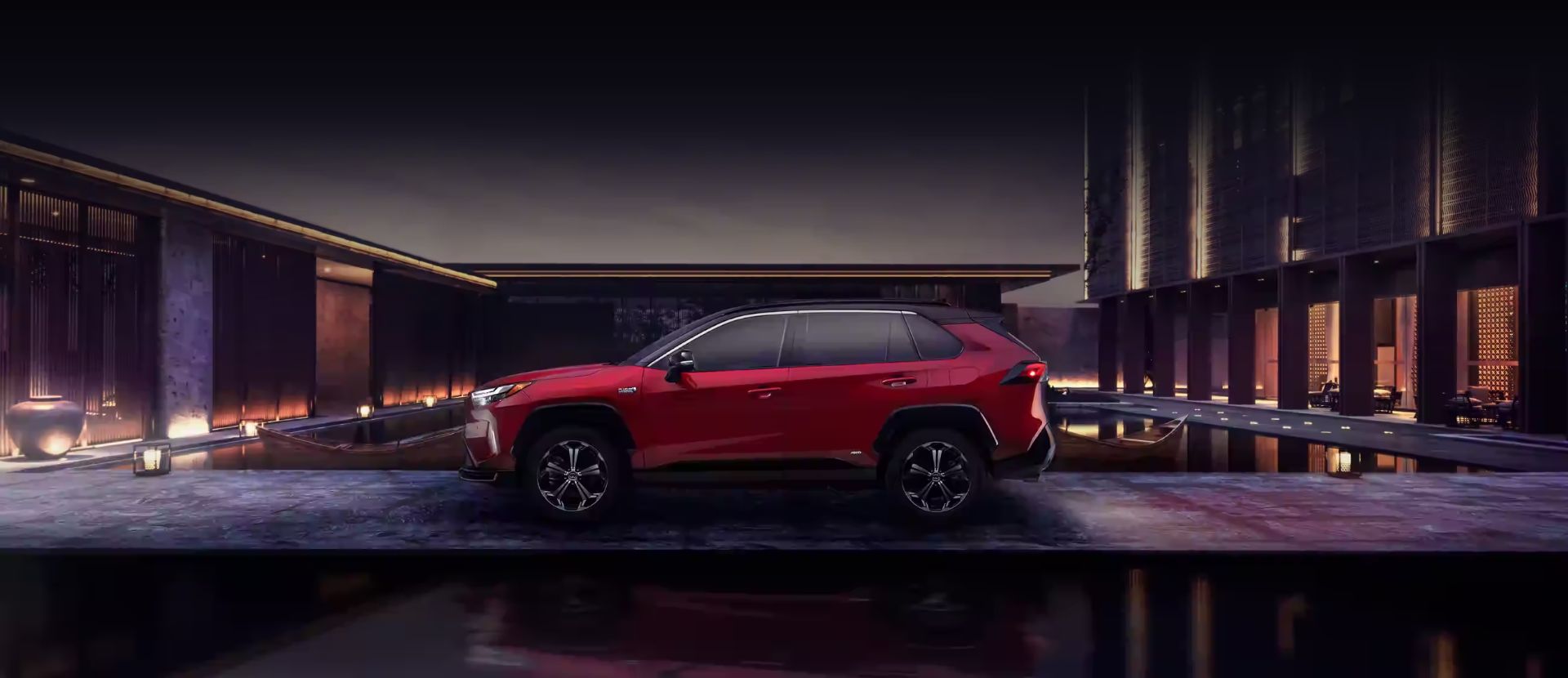 RAV4 Prime XSE en color Supersonic Red